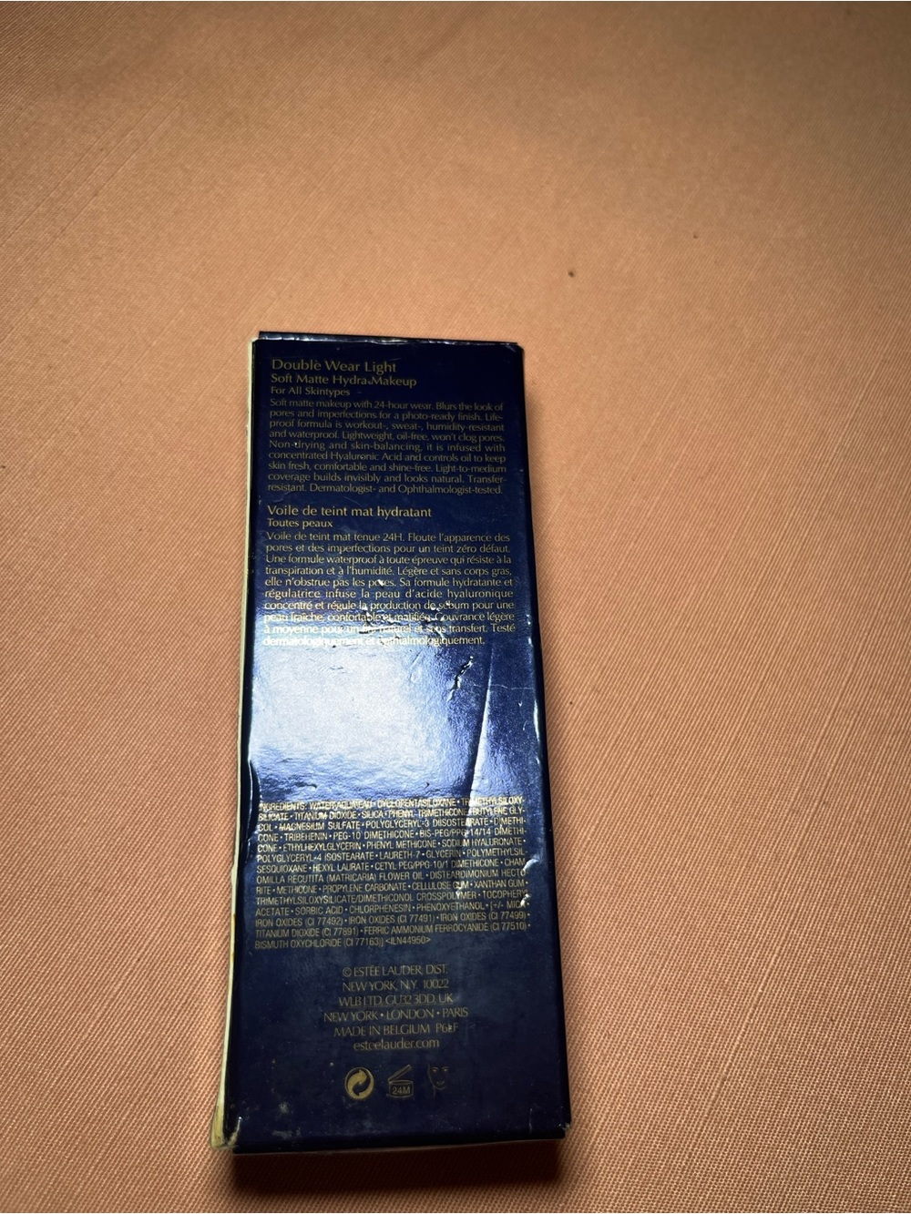 Estee Lauder Double Wear Light Foundation - 3N1 - Picture 8 of 9